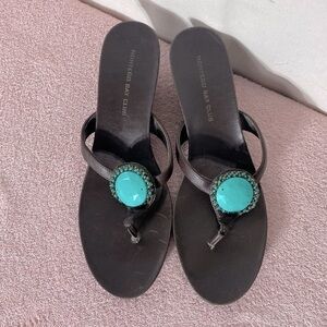 5/$25 Montego Bay Club Dark Brown Low Wedge Thong Sandals 10